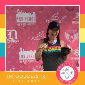 Meet your Posher, Stephie